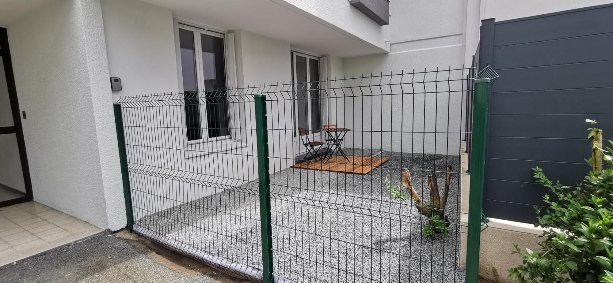 Le Patio Tram Paridis Apartment น็องต์ ภายนอก รูปภาพ